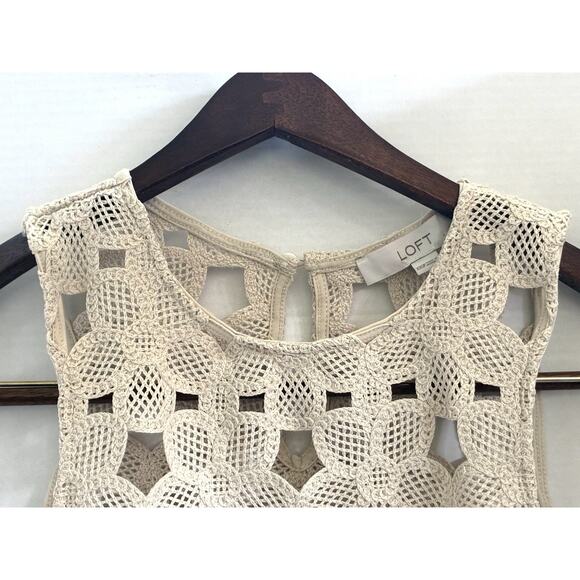 LOFT Crochet Floral Knit Tank Top – Women’s XXSP Petite - Picture 3 of 9